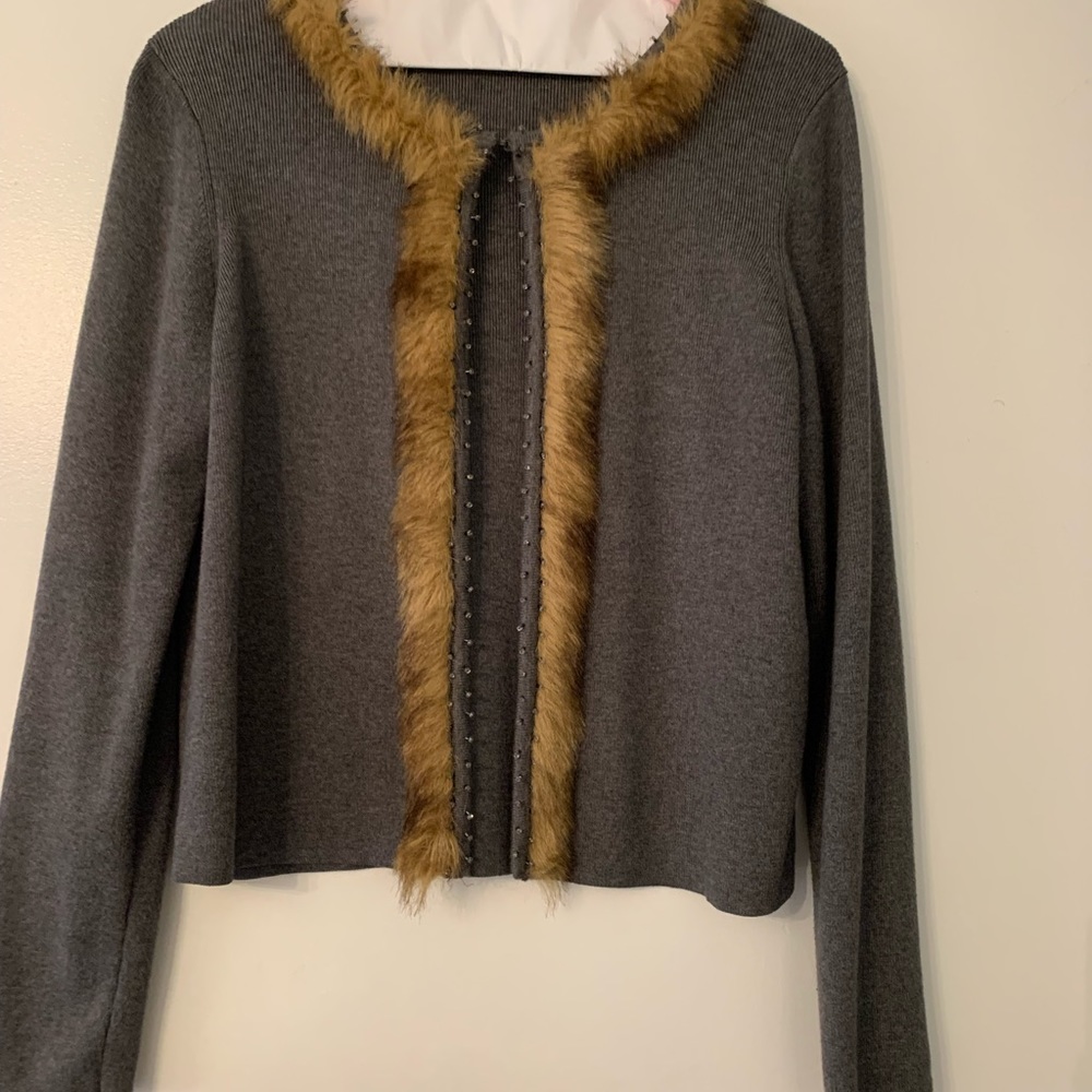 Chicos grey sweater with faux fur trim
